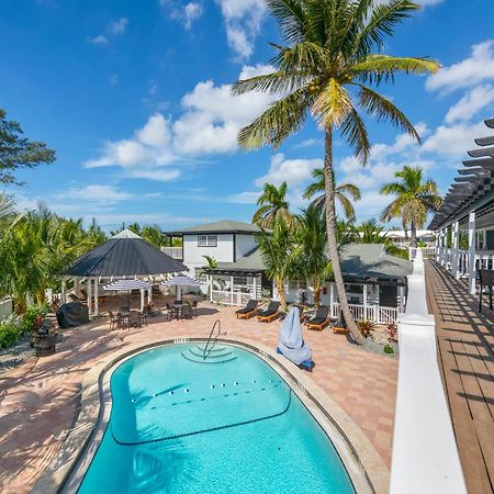 Tropic Isle At Anna Maria Island Inn Брейдентон-Біч Екстер'єр фото