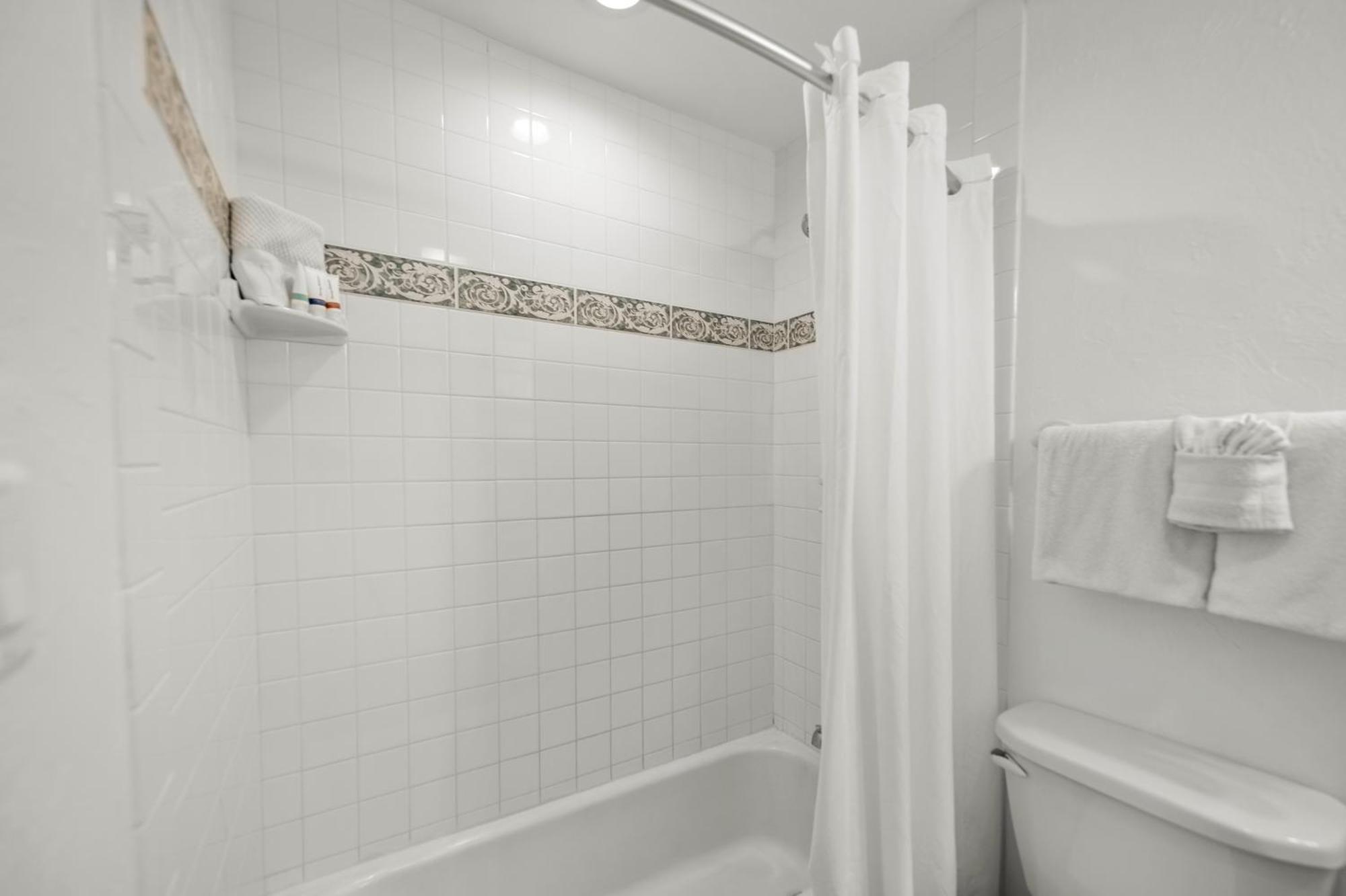 Tropic Isle At Anna Maria Island Inn Брейдентон-Біч Екстер'єр фото