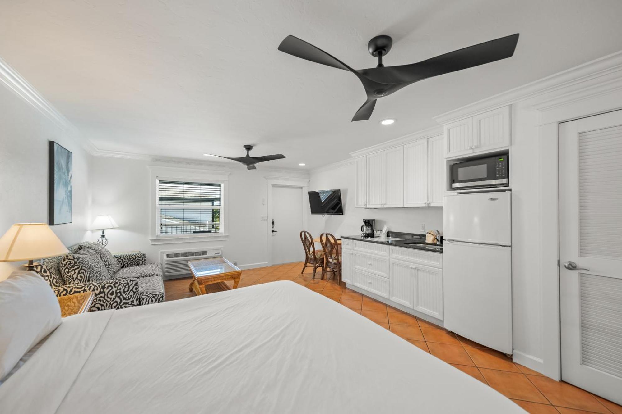 Tropic Isle At Anna Maria Island Inn Брейдентон-Біч Екстер'єр фото