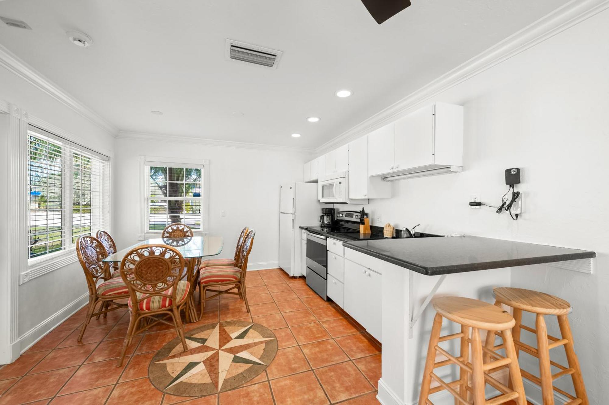 Tropic Isle At Anna Maria Island Inn Брейдентон-Біч Екстер'єр фото