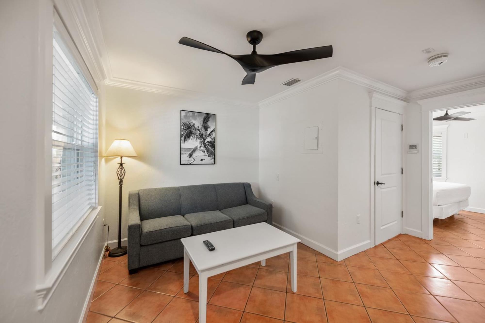 Tropic Isle At Anna Maria Island Inn Брейдентон-Біч Екстер'єр фото