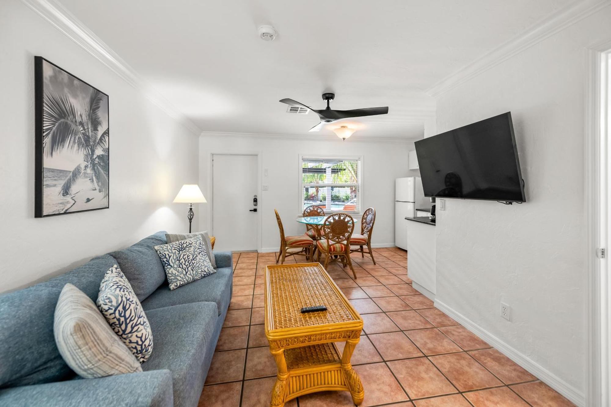 Tropic Isle At Anna Maria Island Inn Брейдентон-Біч Екстер'єр фото