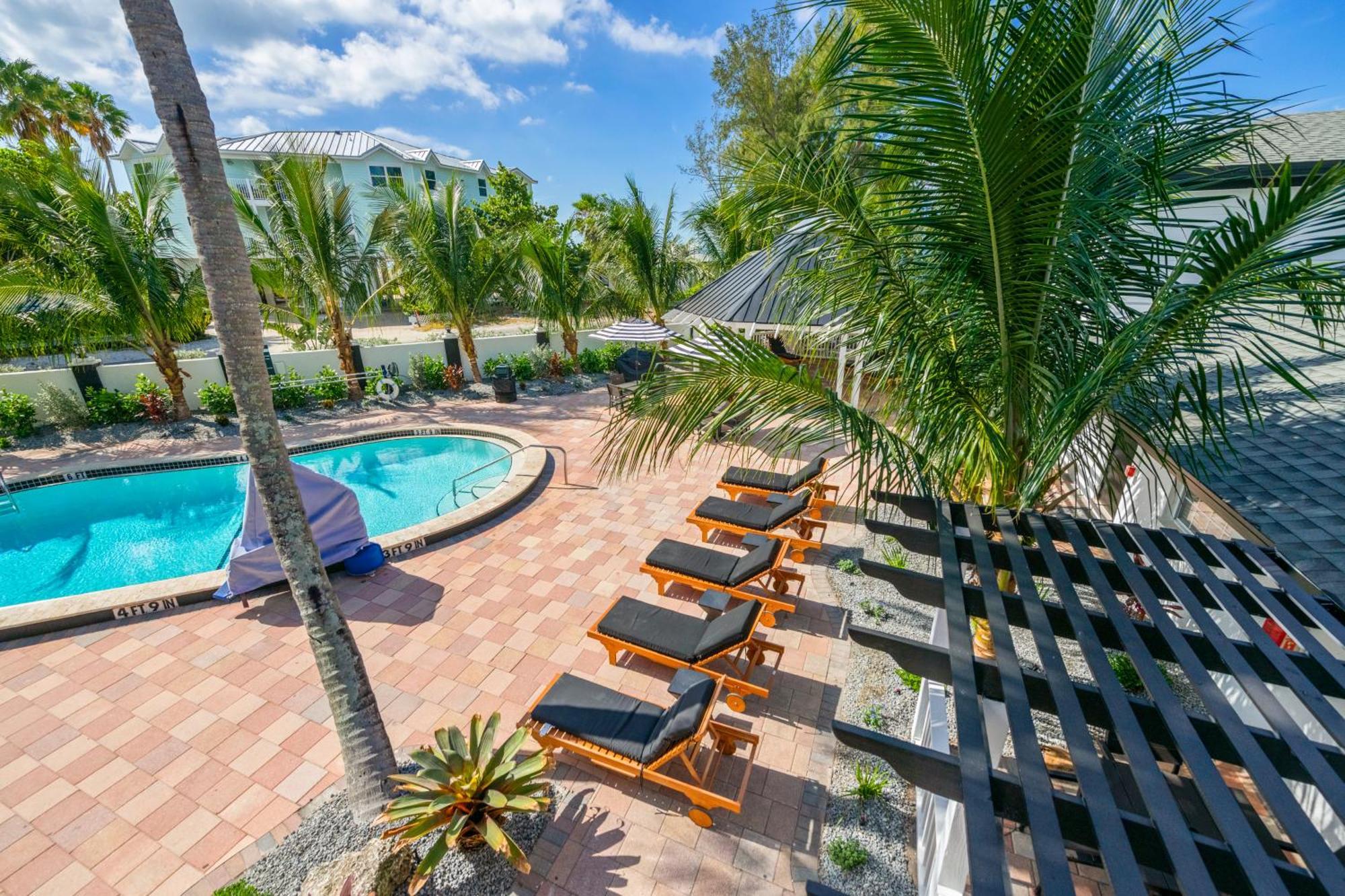Tropic Isle At Anna Maria Island Inn Брейдентон-Біч Екстер'єр фото